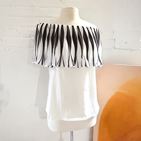 Anne Fontaine Moira Flutter Black/White Top - XXL - Picture 2 of 9